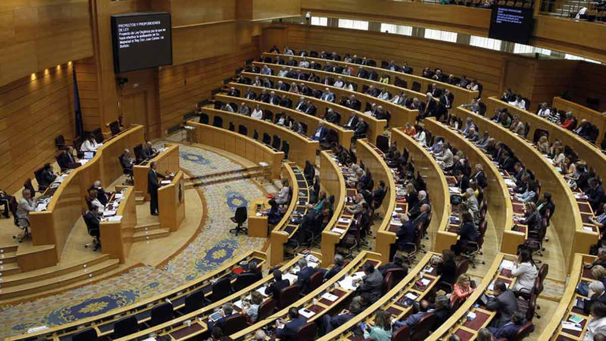 En las próximas elecciones generales del 20 de diciembre se elige a 208 senadores de los 266 que en total compondrán la Cámara Alta. | EFE