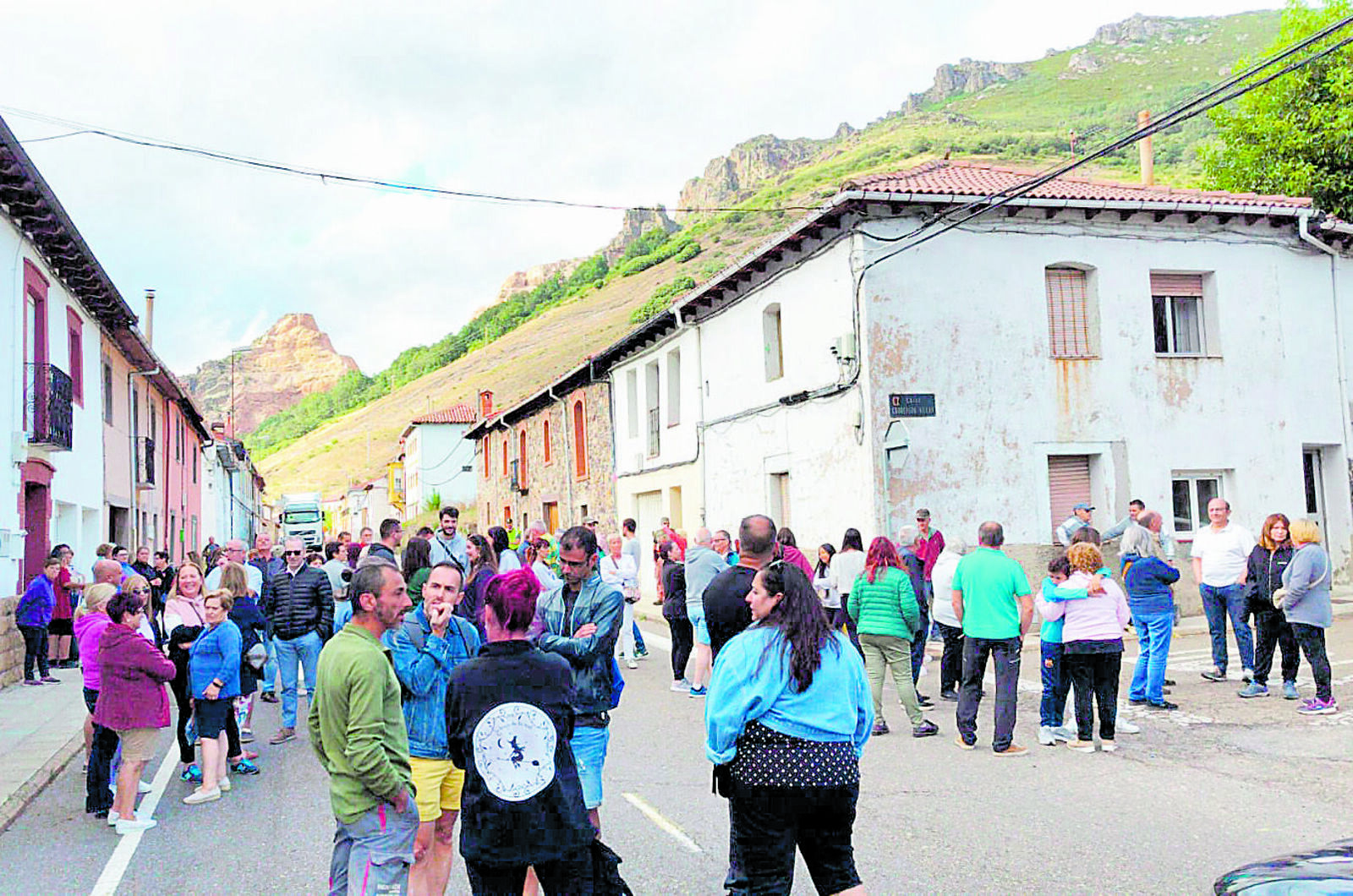 Imagen de uno de los cortes organizados por los vecinos de La Vid. | L.N.C.