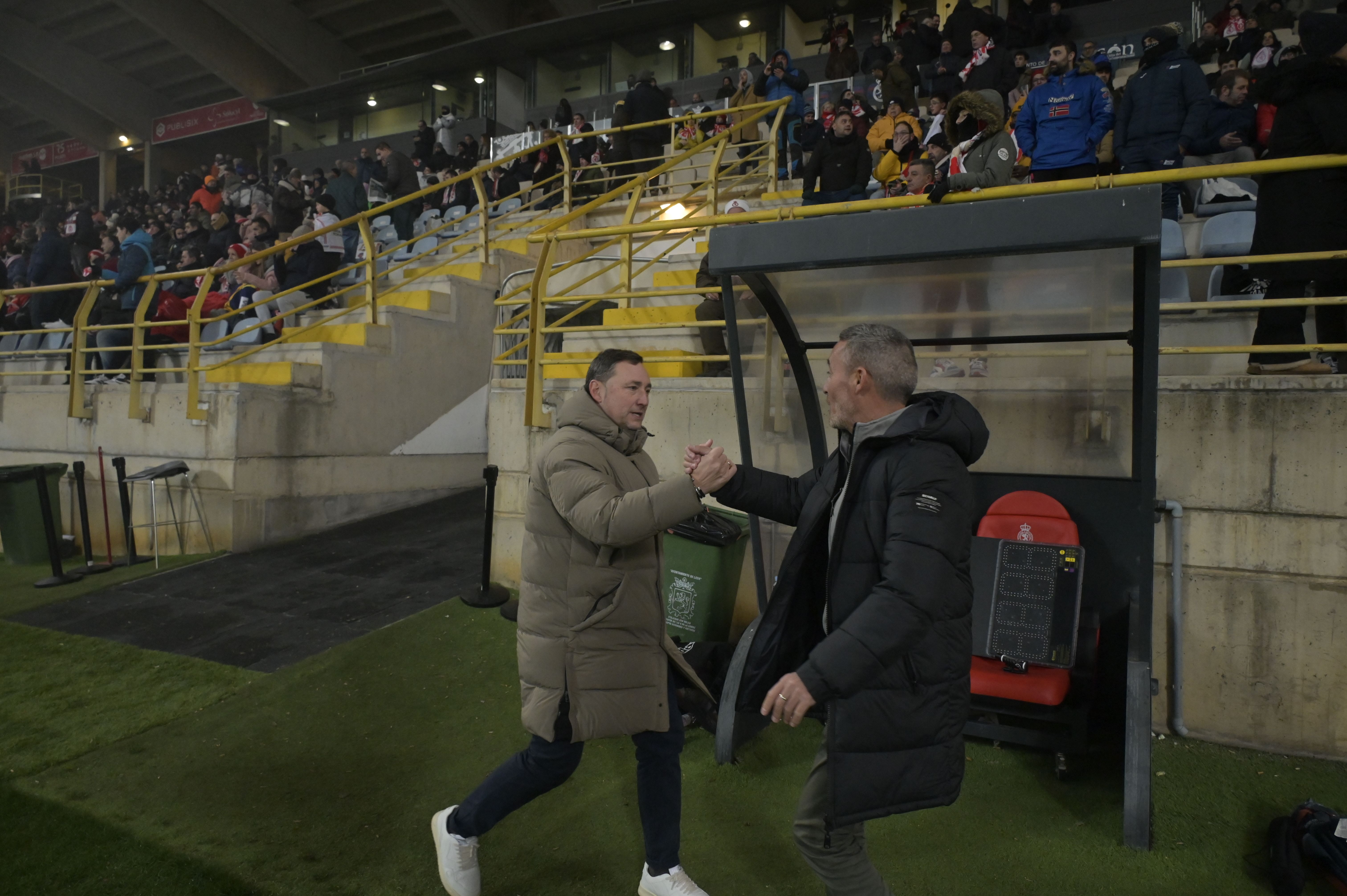 Llona, durante el partido con el Sabadell. | MAURICIO PEÑA