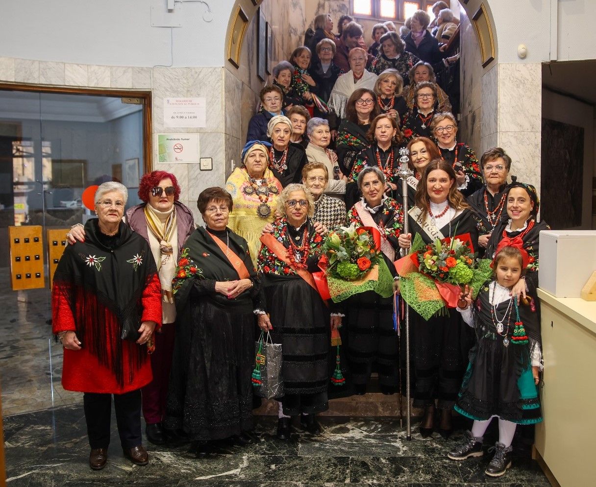 Las Águedas en el Ayuntamiento de La Bañeza. | L.N.C.