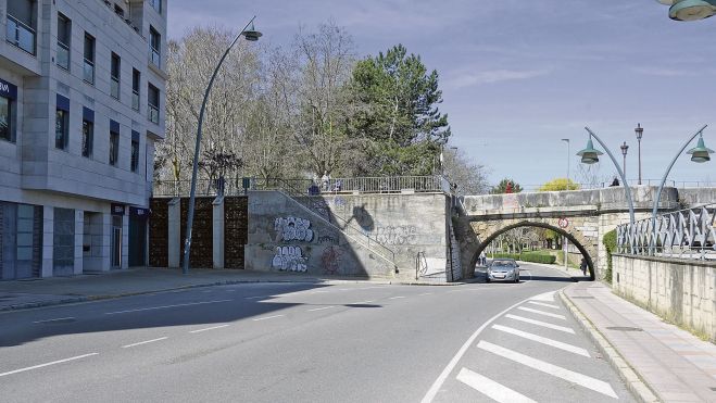 Situación actual. Las reducidas dimensiones del ojo del puente generan problemas de movilidad. | MAURICIO PEÑA