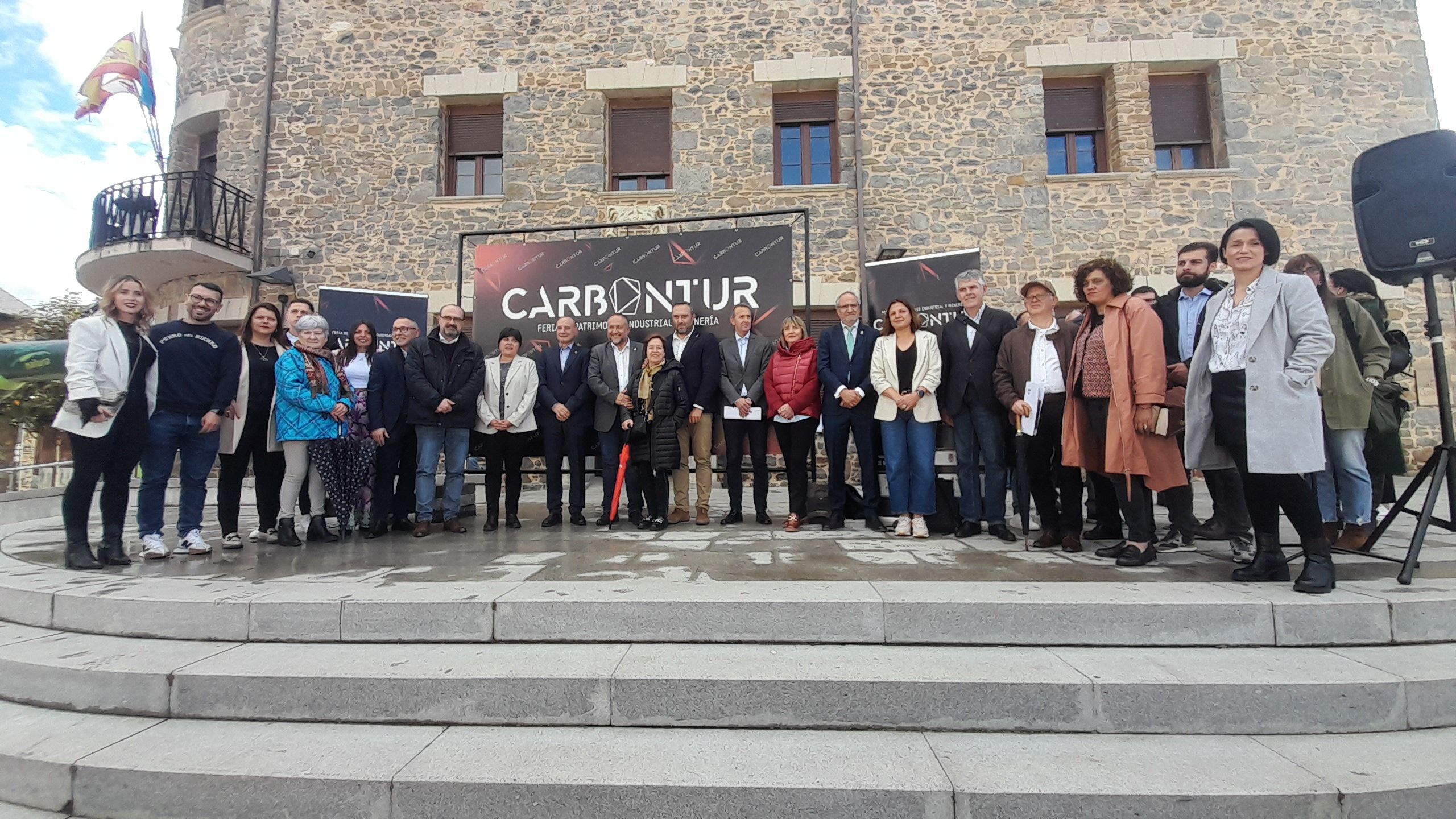 Inicio de Carbontur en Toreno. | MAR IGLESIAS