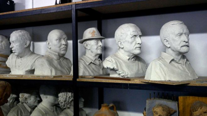 La que iba a ser una galería de bustos de escritores leoneses. | MAURICIO PEÑA
