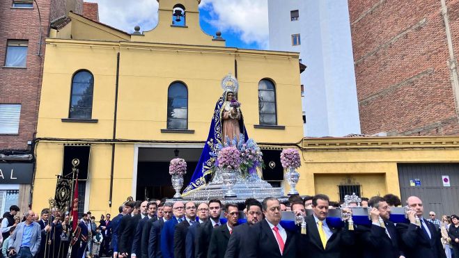 La procesión de la Virgen de la Alegría. | L.N.C.