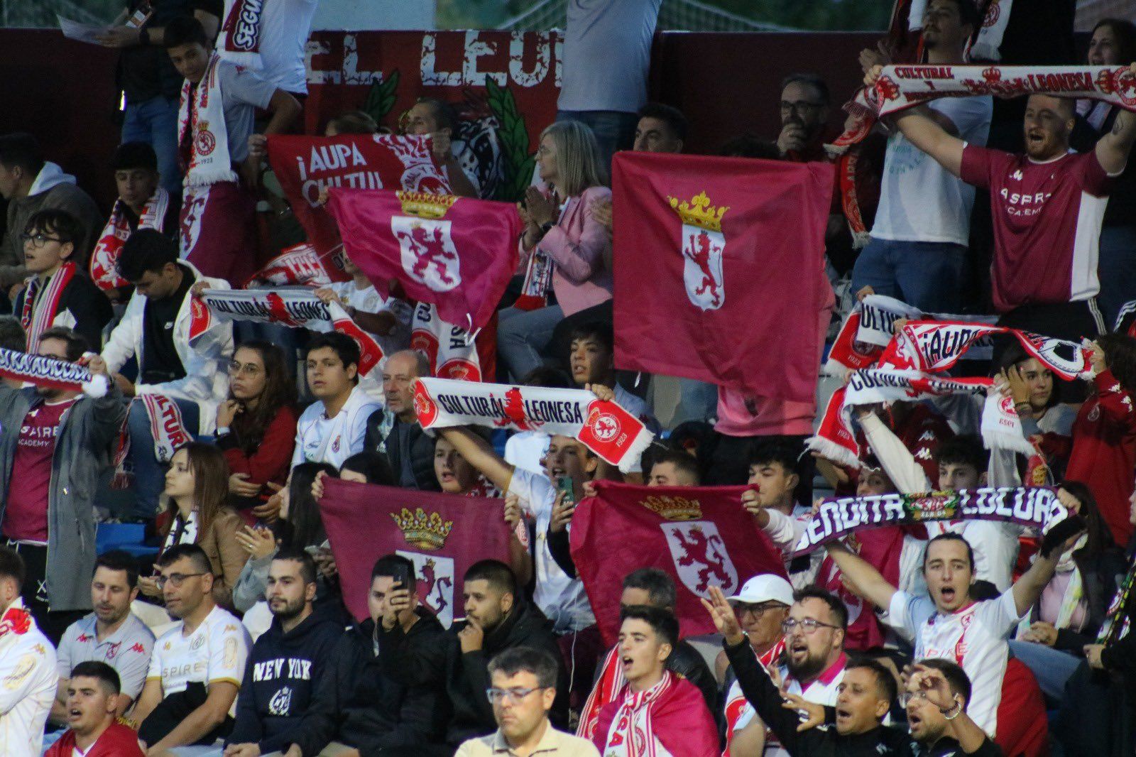 Imagen de la afición de la Cultural este año enSalamanca. | CYD