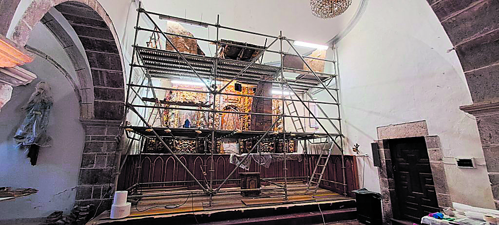 El retablo mayor presentaba un estado de deterioro preocupante. | LNC