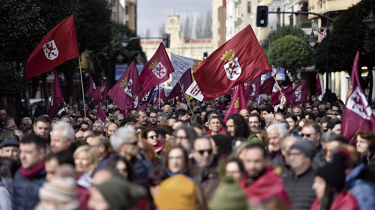 Manifestación por la autonomía de León, de archivo. | SAÚL ARÉN