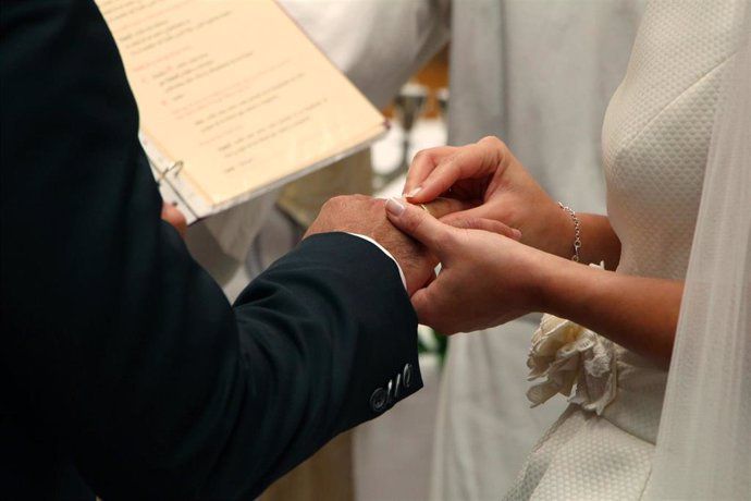 La cifra de matrimonios que comunican a los juzgados su intención de emprender caminos separados sigue creciendo. | EUROPA PRESS