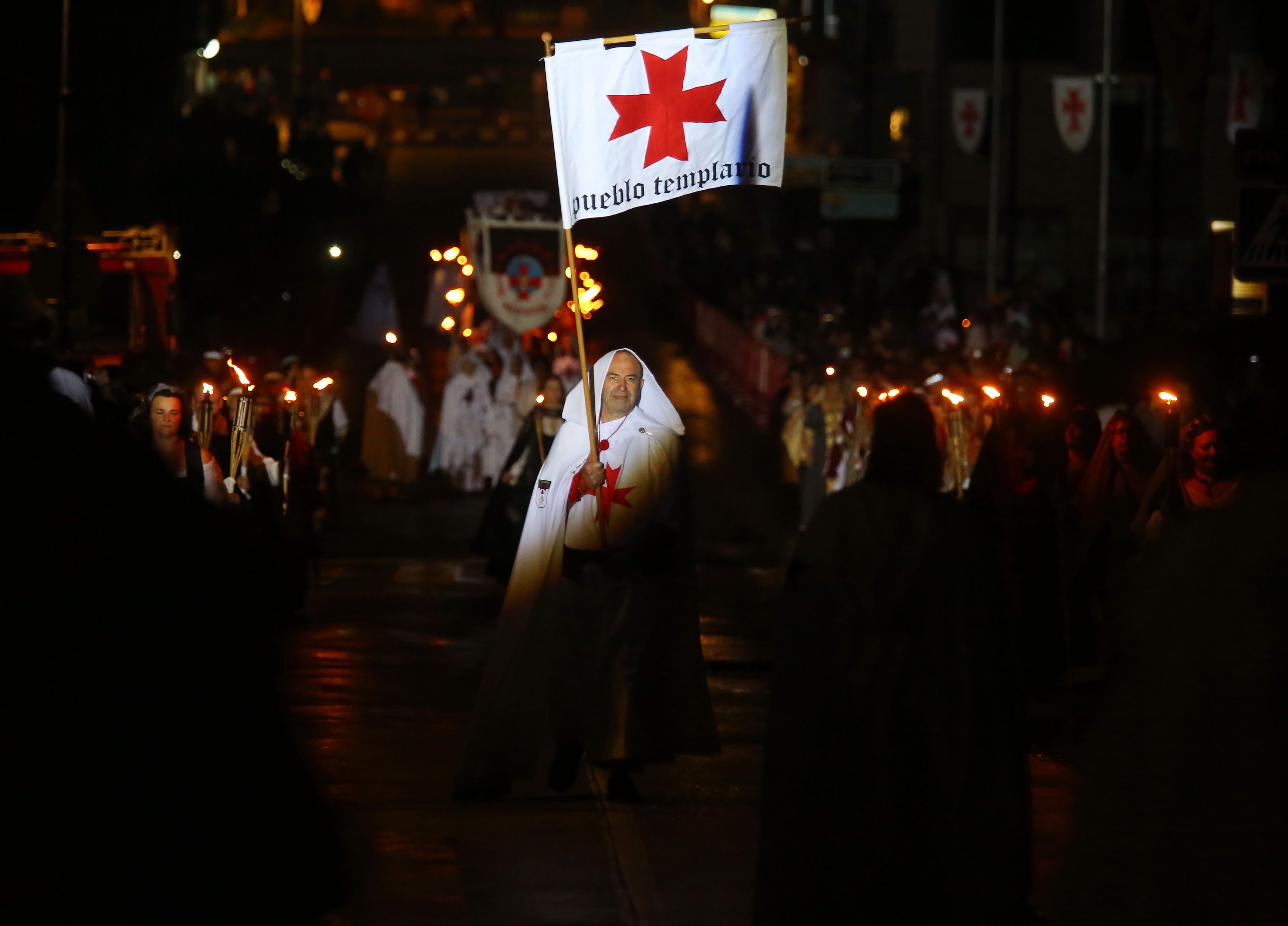 El desfile de la Noche Templaria en una imagen de archivo. | CÉSAR SÁNCHEZ (ICAL)