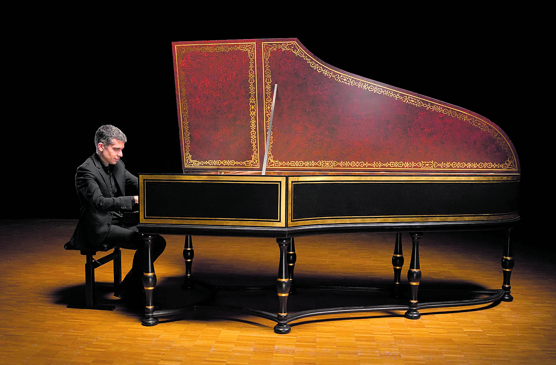 El clavecinista Diego Ares ofrecerá un concierto con composiciones del Padre Soler.