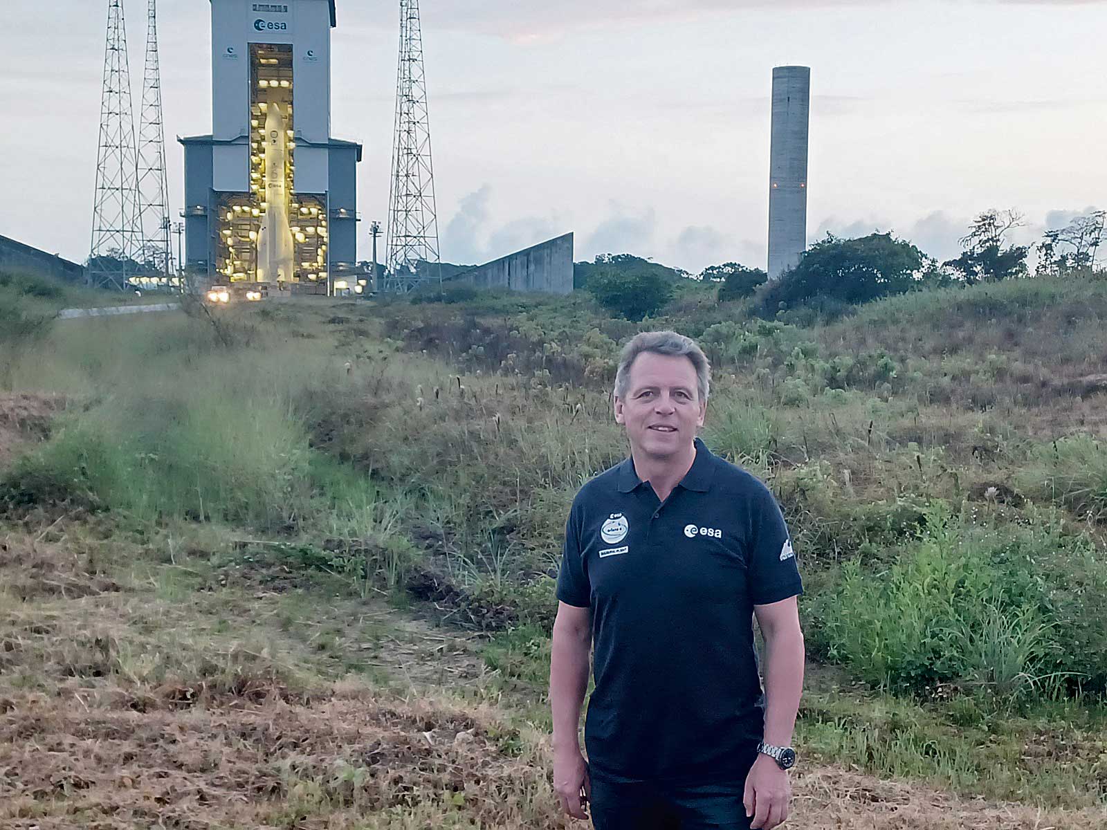 Matías Fernández Valbuena justo en el momento en el que el Ariane 6 va a despegar. | ESA