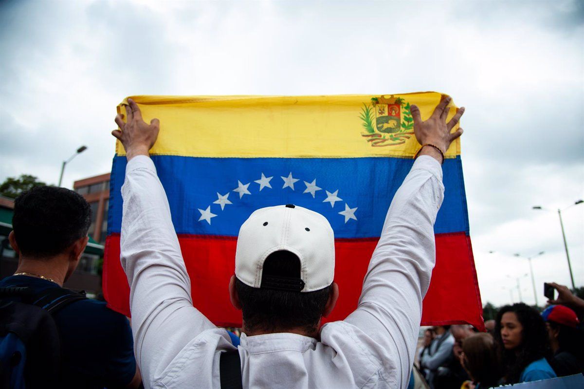 La protesta del pueblo de Venezuela se extiende también entre los que viven en León. | EUROPA PRESS