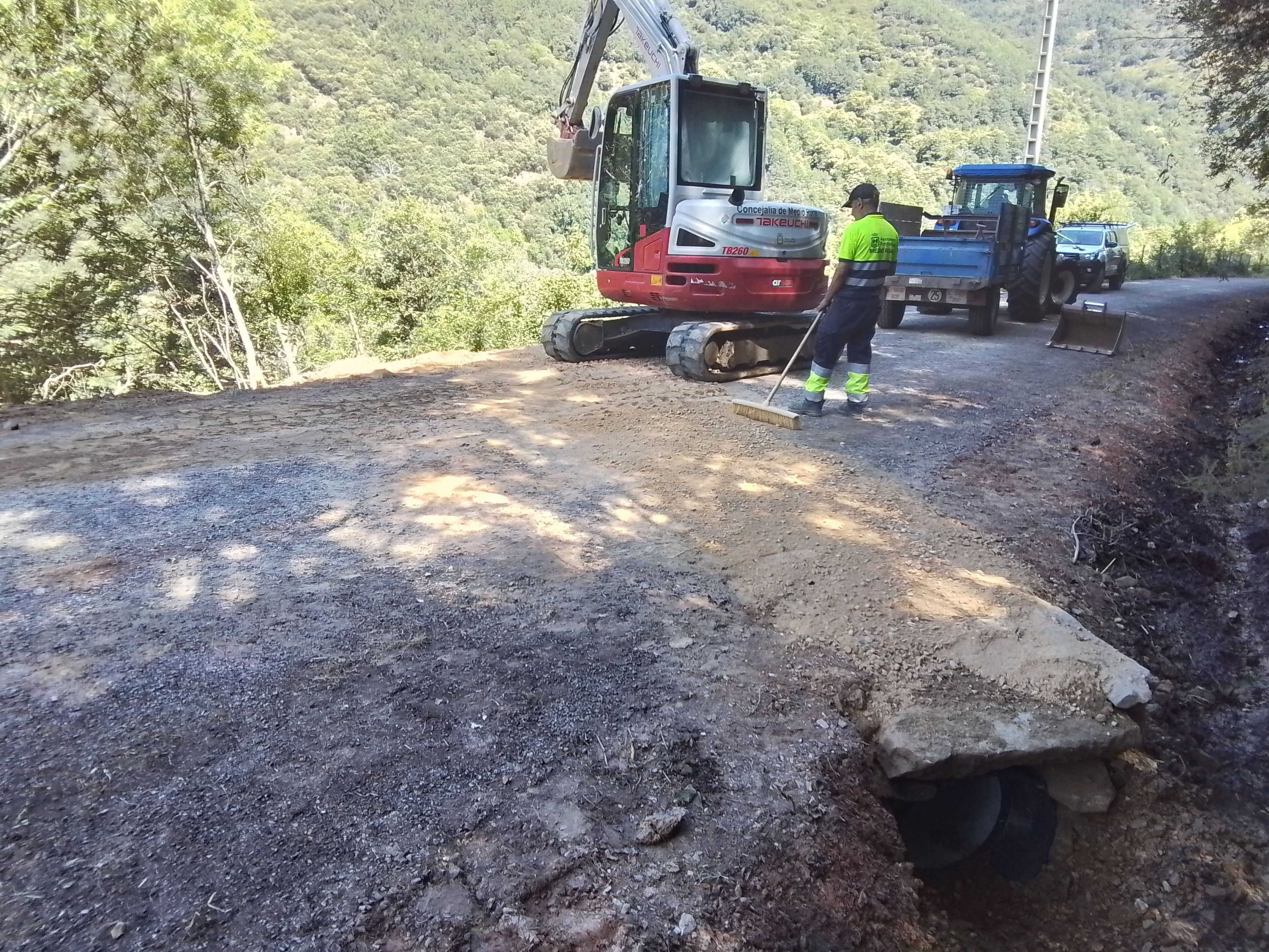  Finalización de las obras en la crretera de Palacios de Compludo.