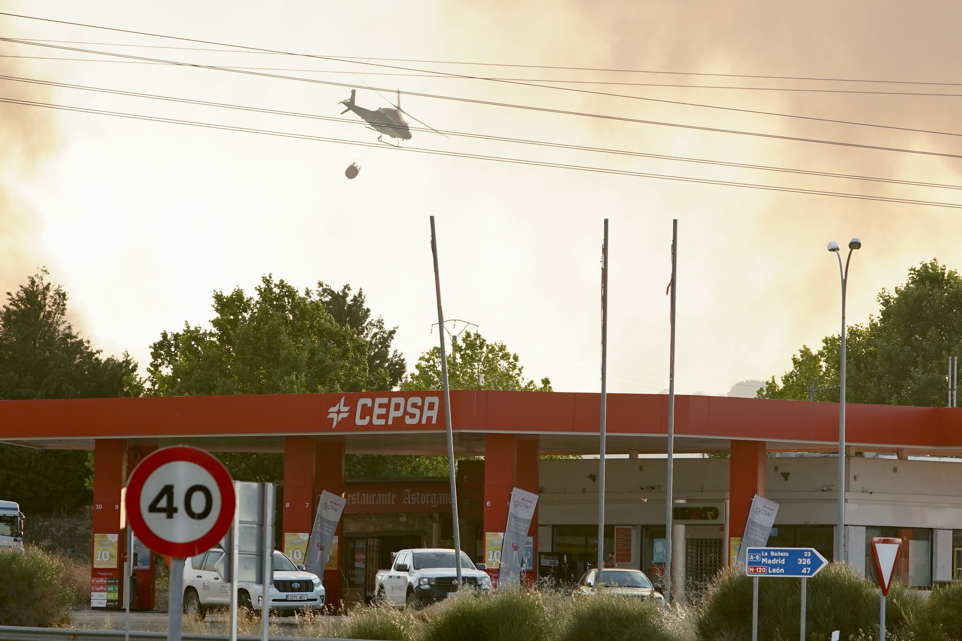 Imagen del incendio en Castrillo de los Polvazares. | CAMPILLO (ICAL)