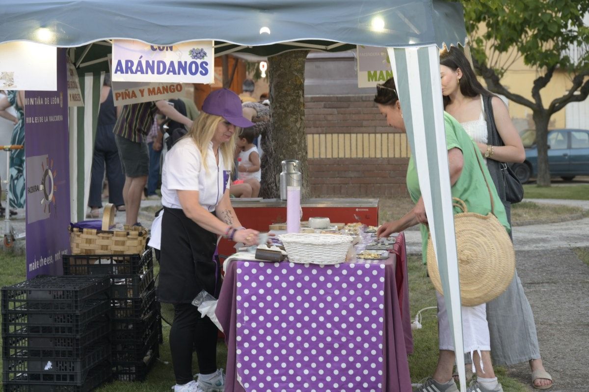 feria prieto picudo pajares de los oteros 16