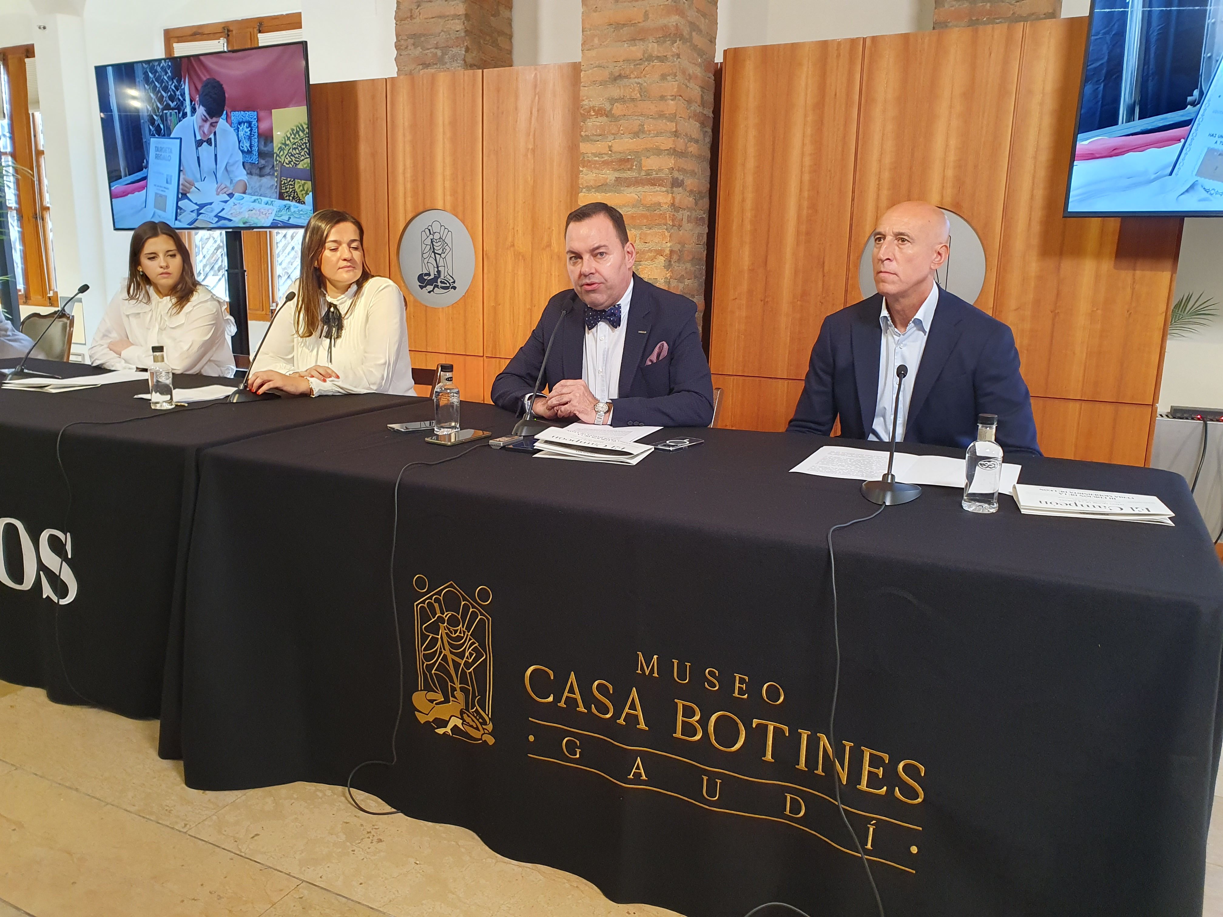 Un momento de la presentación de la III Feria Modernista en Casa Botines.