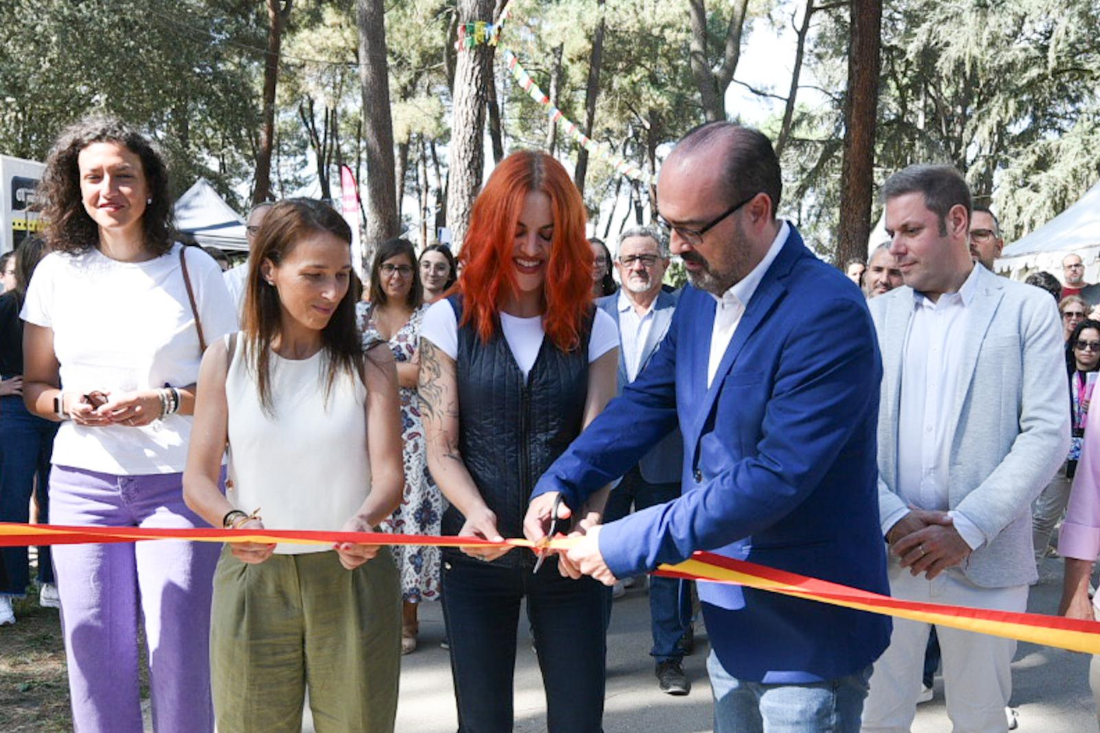 Corte de la cinta de inauguración. | L.N.C.