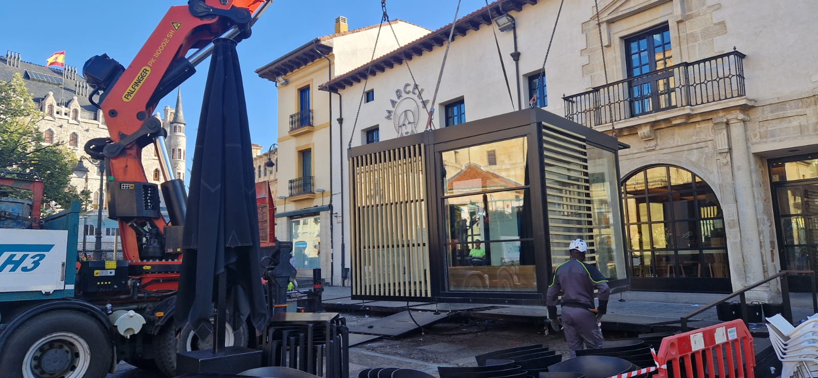 Trabajos de retirada en la mañana de este martes. | L.N.C.