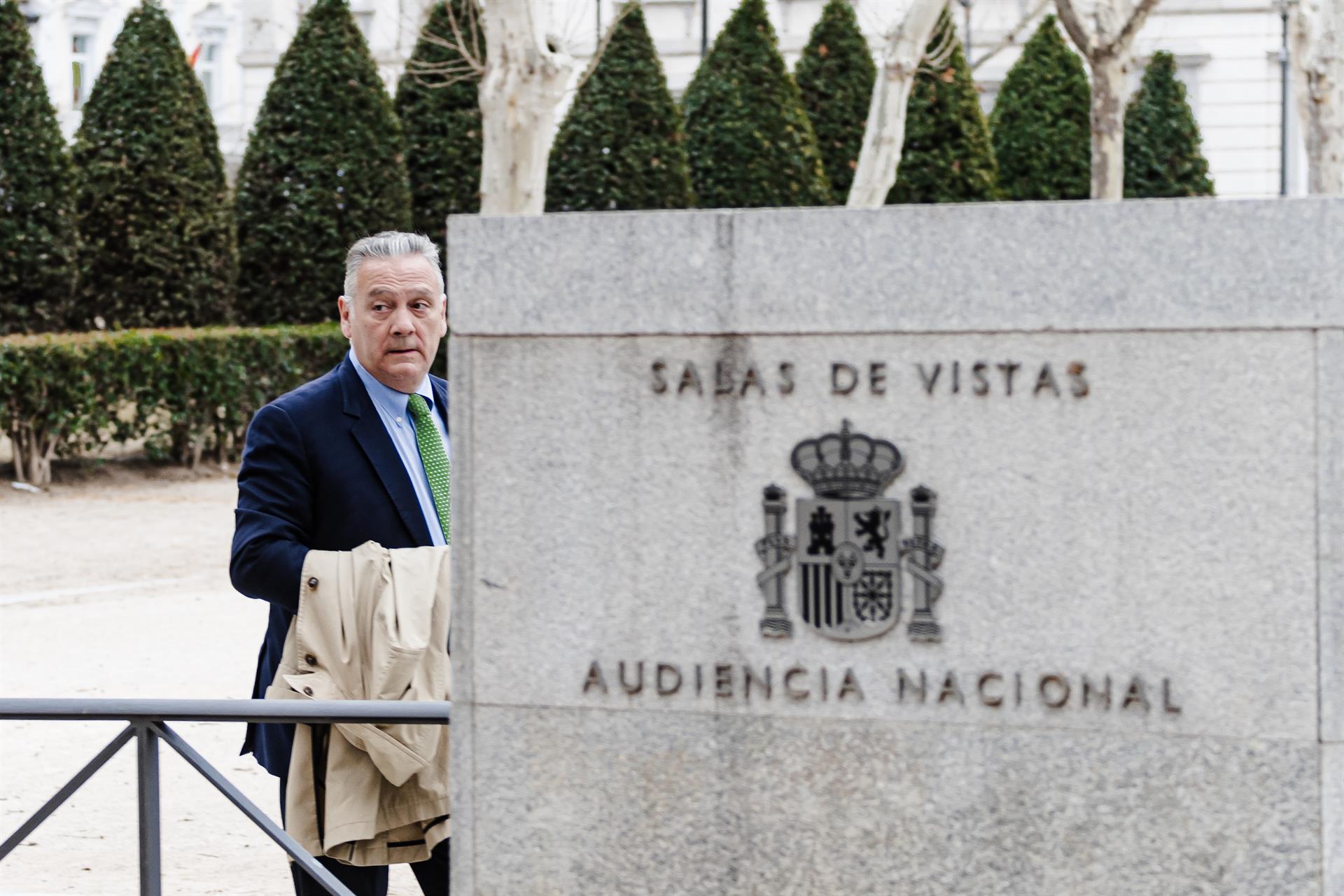 Alfredo Prada a su llegada al juicio en la Audiencia Nacional el pasado mes de marzo. | EP