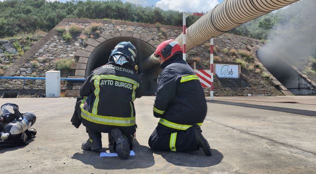 En esta acción formativa participarán un total de 18 bomberos.