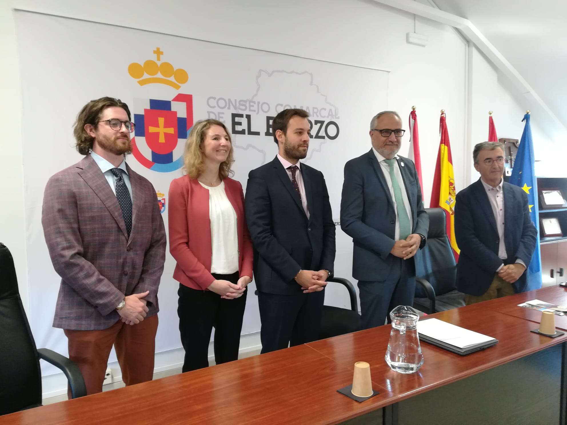 Visita delegación de la OCDE al Consejo Comarcal. | MAR IGLESIAS