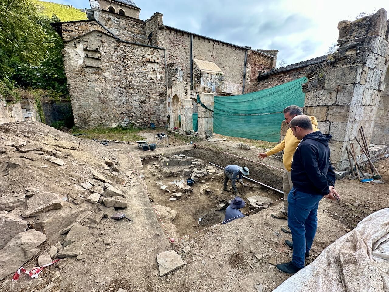 Excavaciones del proyecto ‘Los orígenes de la Tebaida Berciana’.