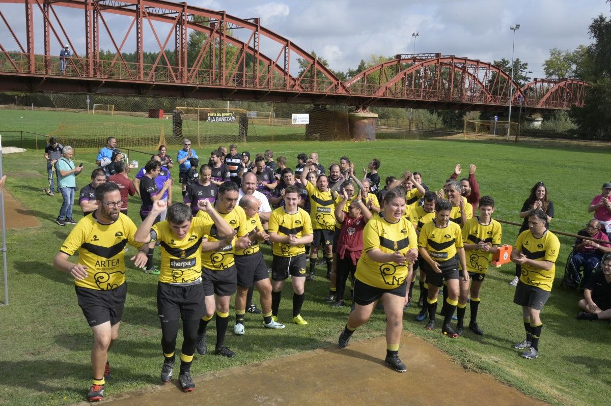 Rugby inclusivo en La Bañez 01