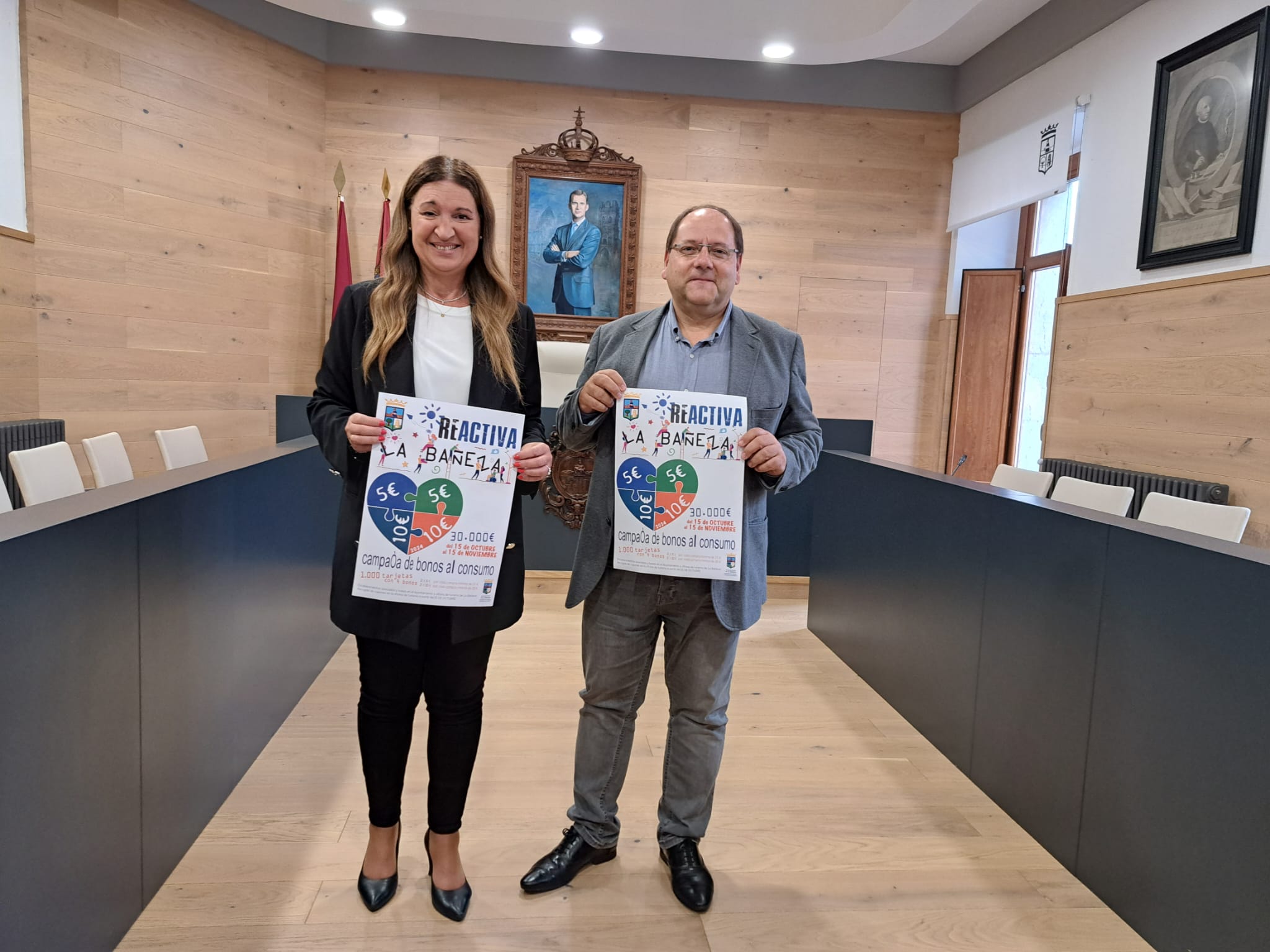 Elena Bailez y Javier Carrera durante la presentación de la campaña. | L.N.C.