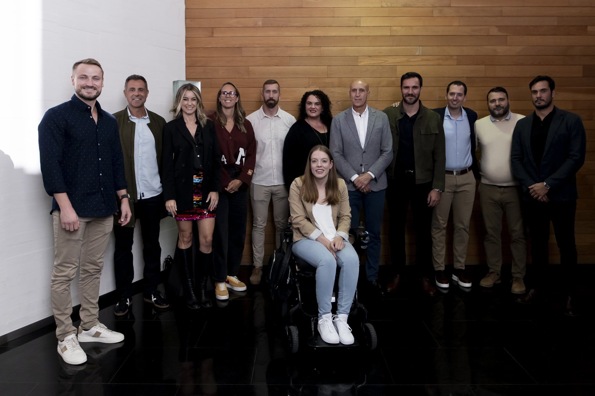 Foto de familia de los ponentes en el último día junto al alcalde José Antonio Díez y el director delFID Francisco del Río. FOROSFID