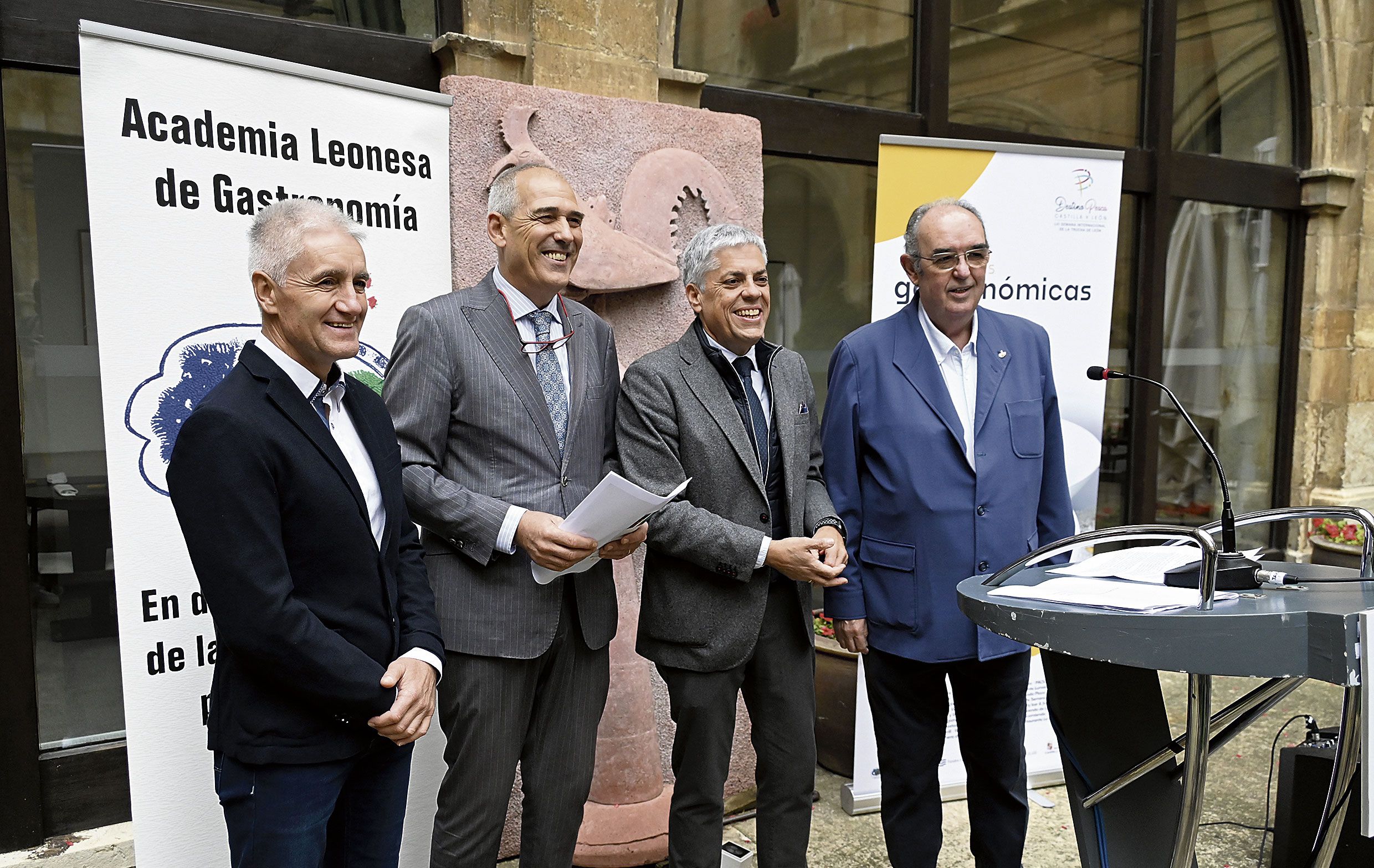 Momento de la presentación de las jornadas gastronómicas | SAÚL ARÉN