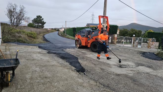 Trabajos en el Camino Vikera de San Andrés de Montejos.