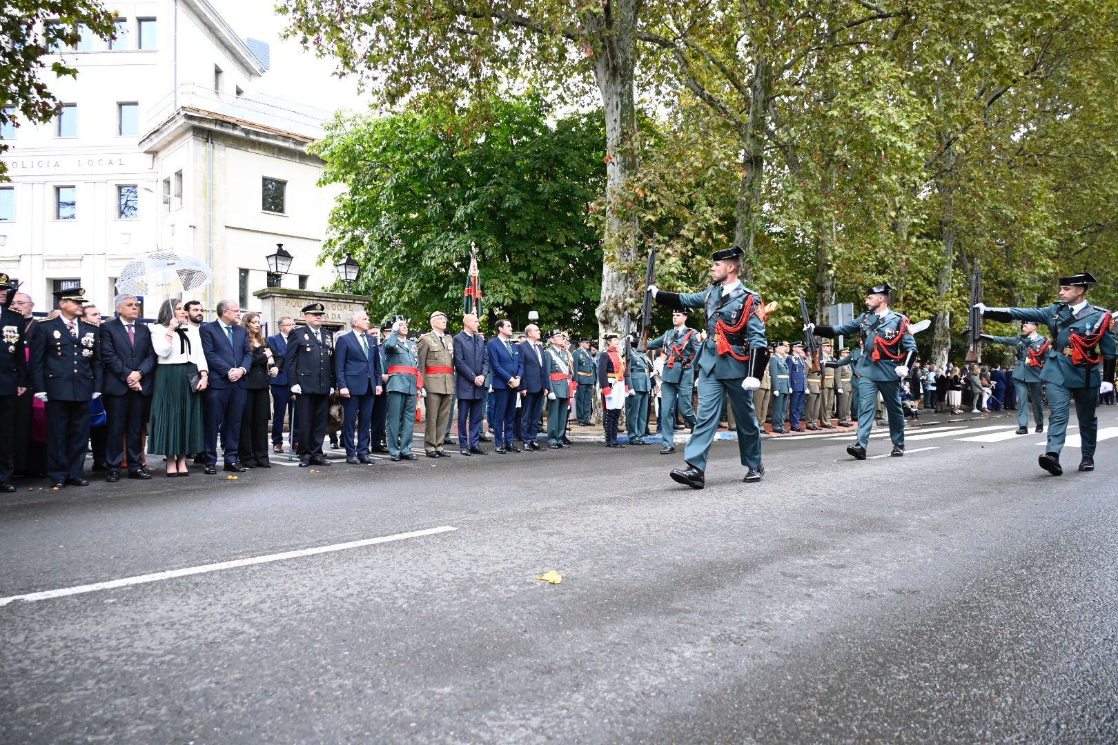 Festividad de la Guardia Civil este 12 de octubre en León. | SAÚL ARÉN