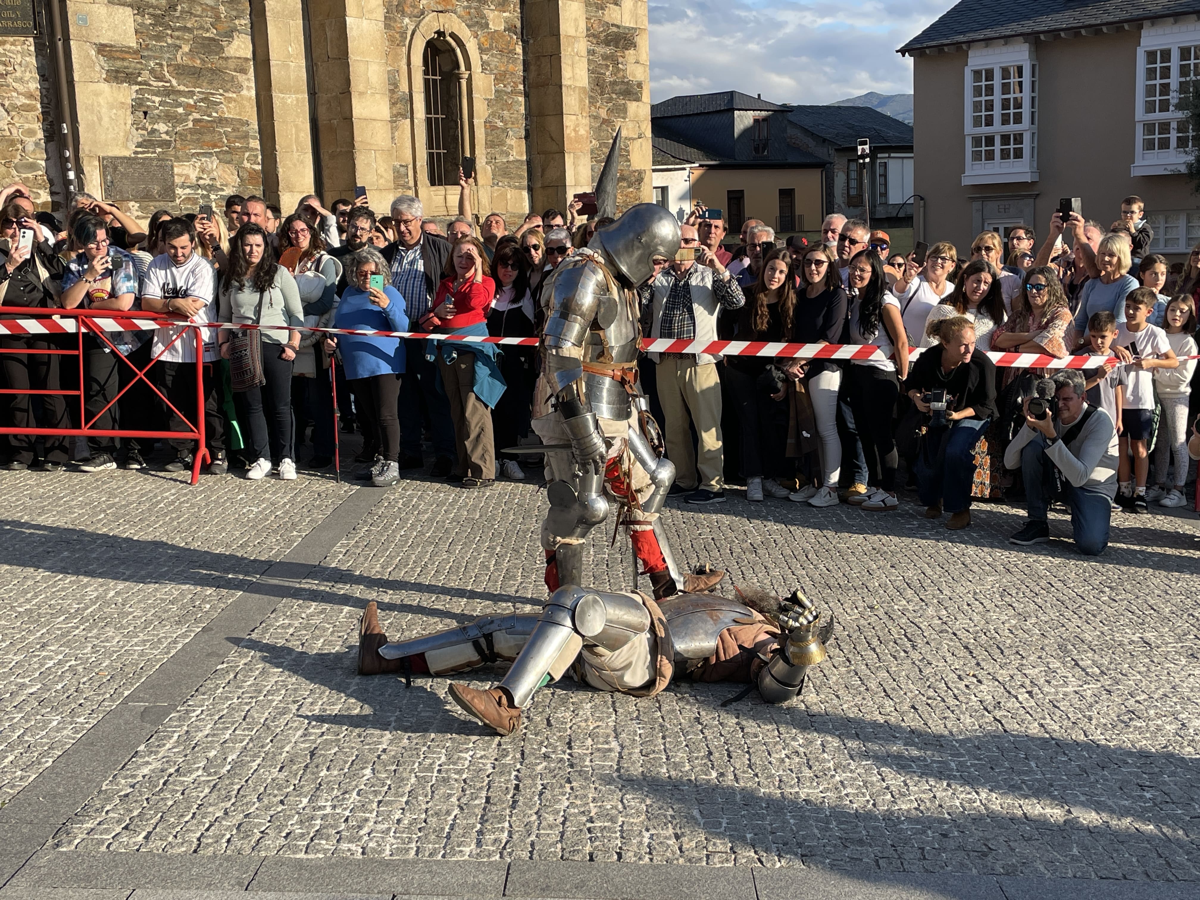 Los irmandiños vuelven a asaltar el Castillo de Ponferrada. | Javier Fernández