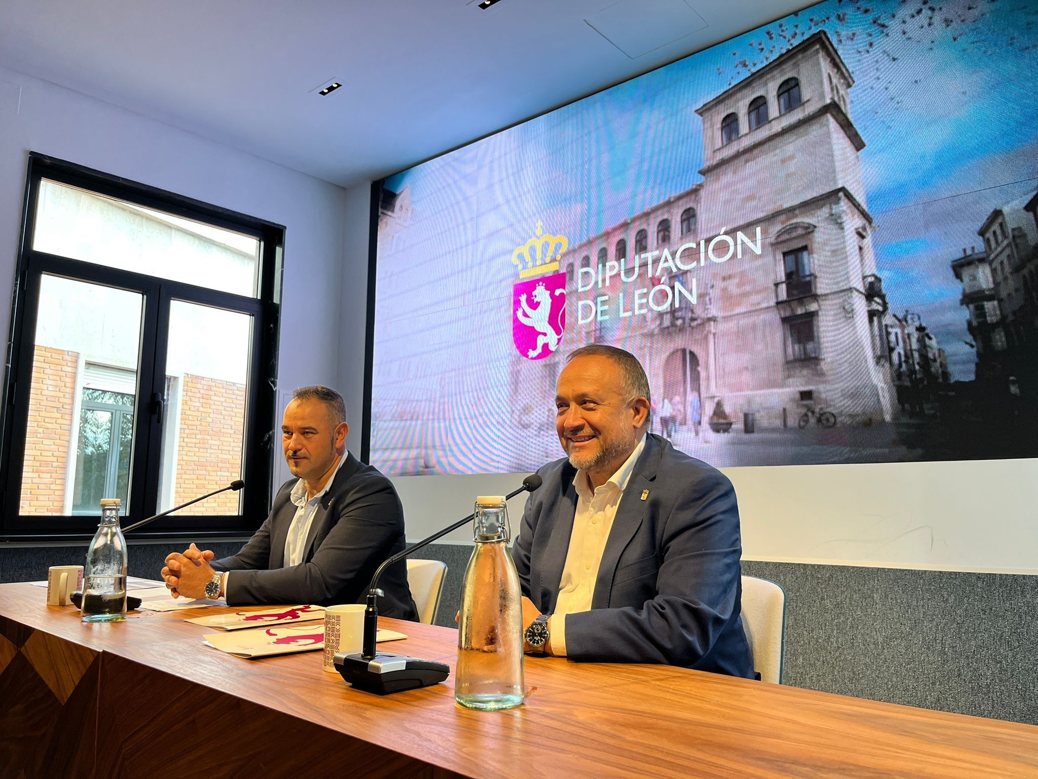 Un instante de la presentación del Programa R en el Instituto Leonés de Cultura. | SAÚL ARÉN