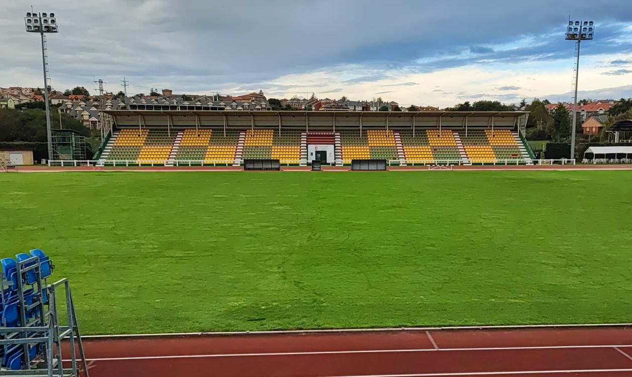 Imagen del campo de La Maruca, donde disputará la Deportiva su partido de Copa del Rey | L.N.C.