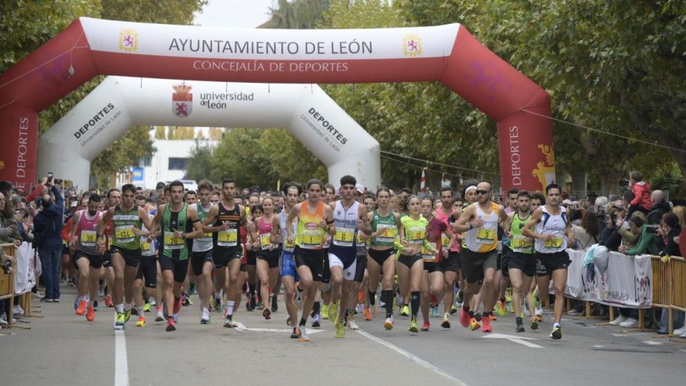 Un instante de la salida de la prueba. | REPORTAJE GRÁFICO: MAURICIO PEÑA