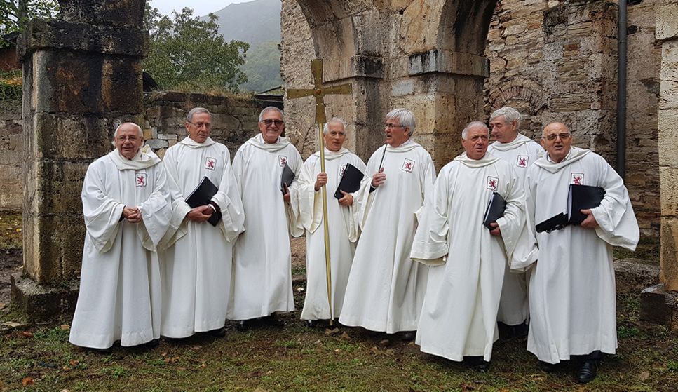 Miembros del Coro Gregoriano del Cister de Sandoval en una imagen del año 2019.