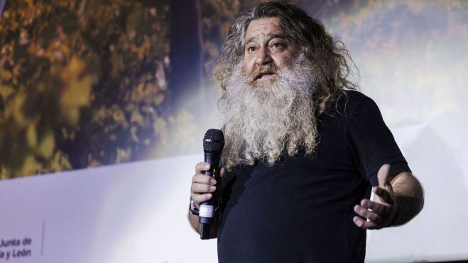 Raúl Pérez en la presentación de 'El Viticultor y la Tierra'.