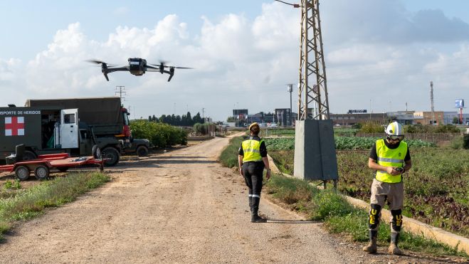 Los drones ayudan en la búsqueda. | EDUARDO MARGARETO (ICAL)