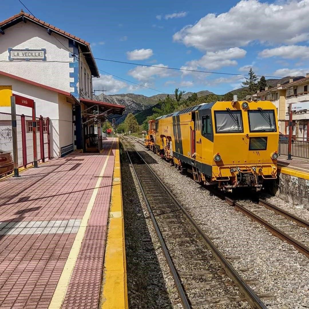 La iniciativa pretende revitalizar las viejas rieles del tren de La Robla. | DESAFÍO HULLERO