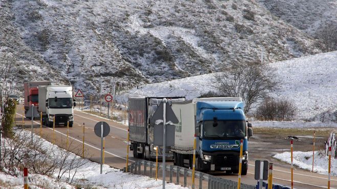 camiones pajares nieve