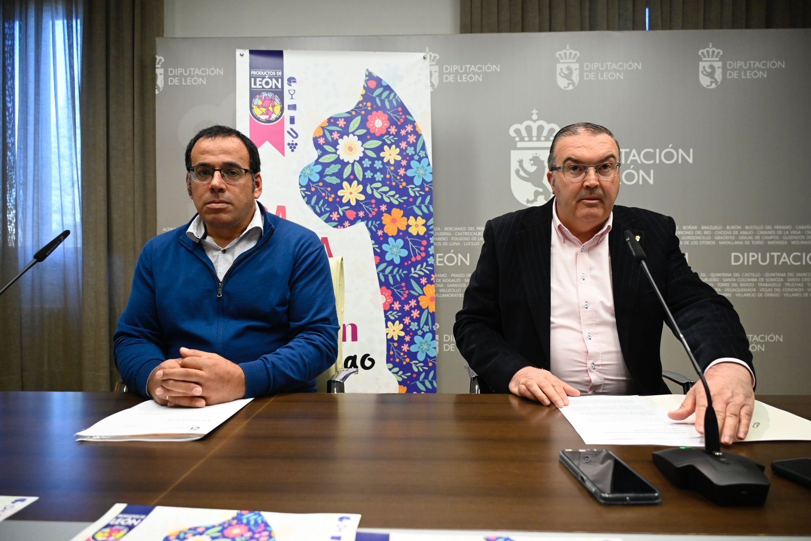 Amador González y Roberto Aller en la presentación de la Feria de los Productos de León en Bilbao. | SAÚL ARÉN