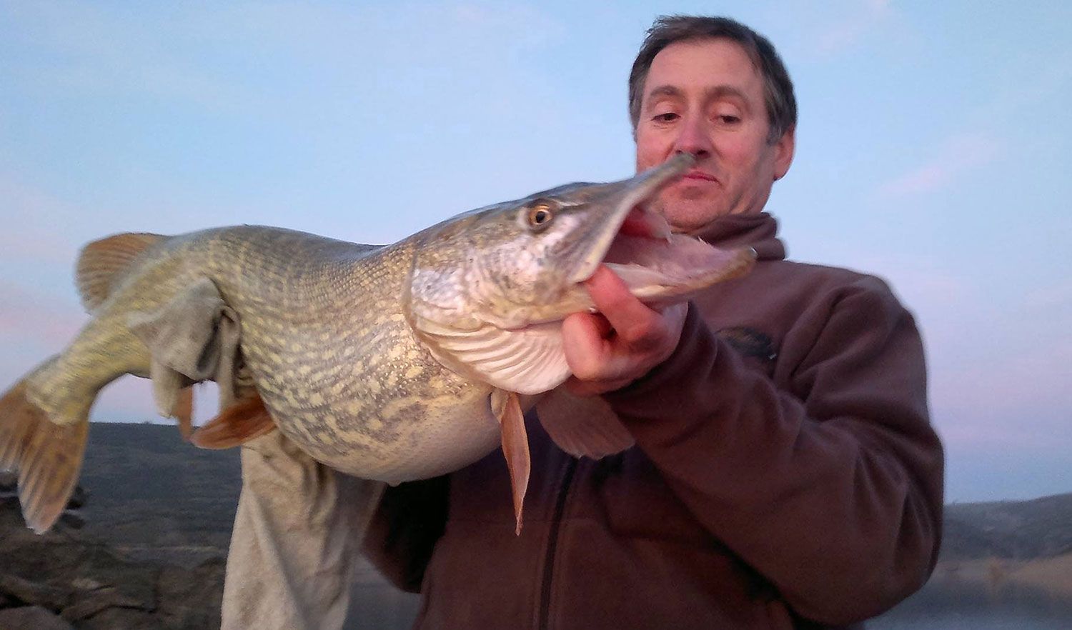 Imagen de un lucio pescado en uno de los ríos de la provincia. | R.P.N