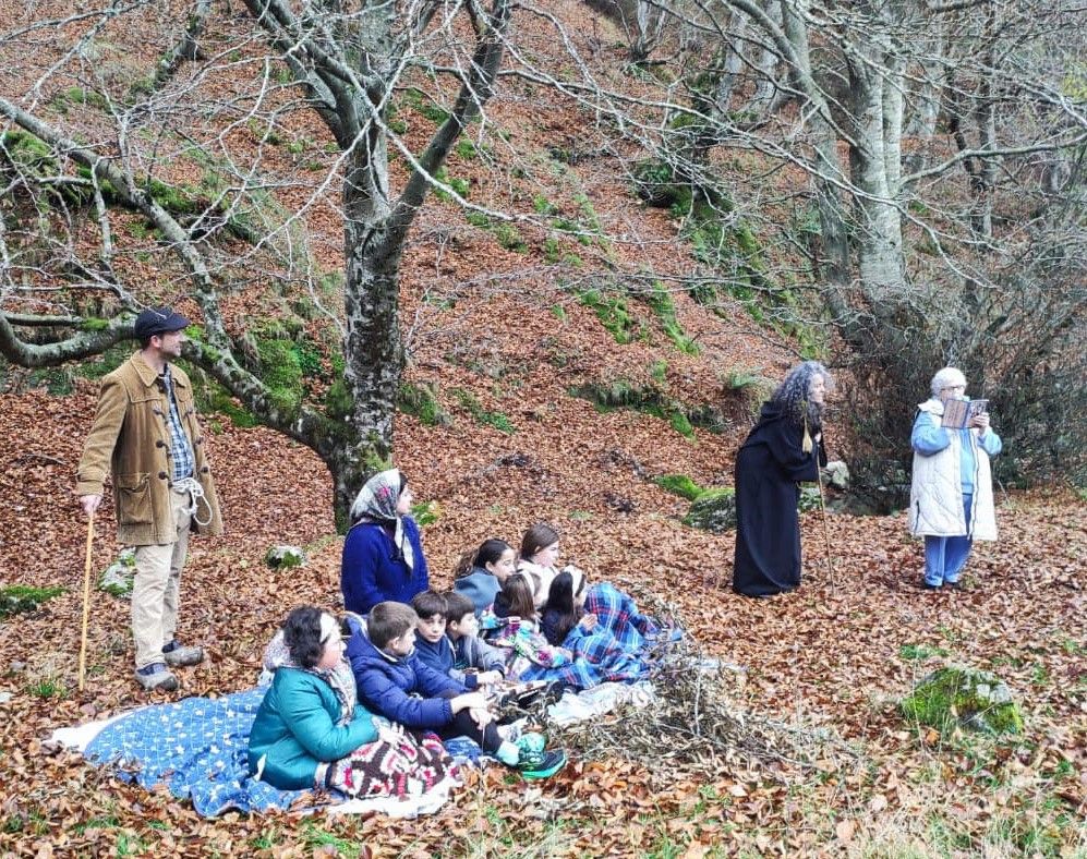 Momento de la interpretación del cuento 'La Bruja de Haeda'.  