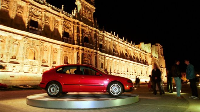 Así fue la presentación en 1999 del por entonces nuevo Seat León. | MAURICIO PEÑA