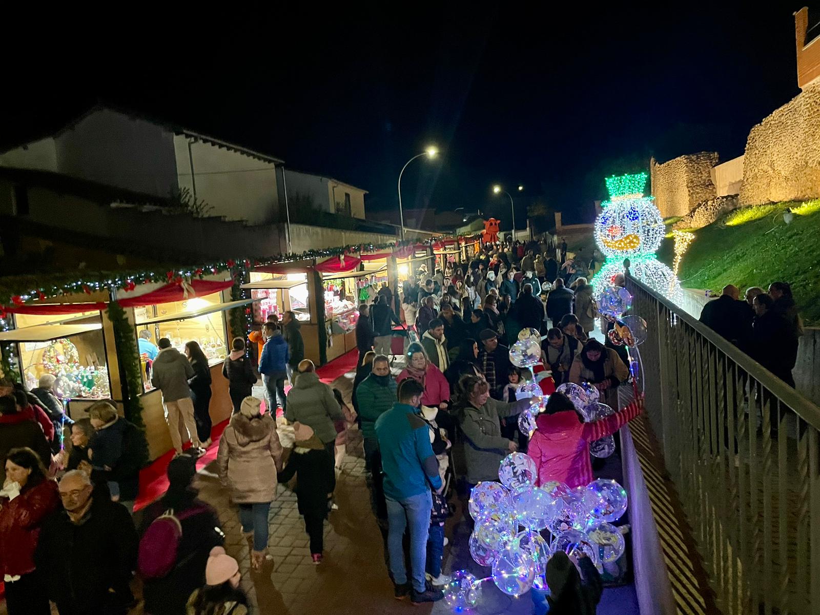 Encendido de la Navidad en Almanza.