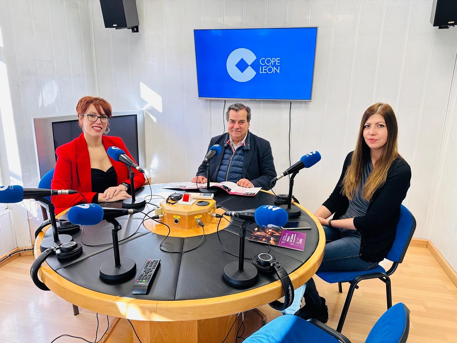 El presidente de la Fundación MonteLeón, Francisco José García Paramio, en el programa Entre Nosotras de Cope León. L.N.C.