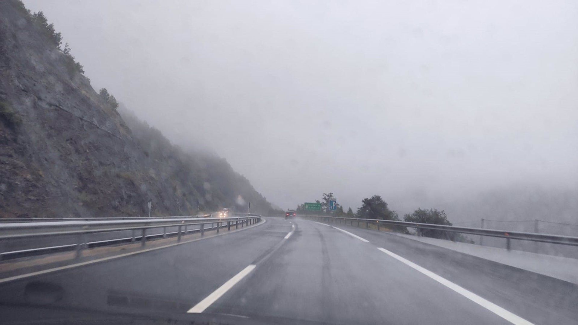 Autopista del Huerna (AP-66) en dirección a Asturias. | EP