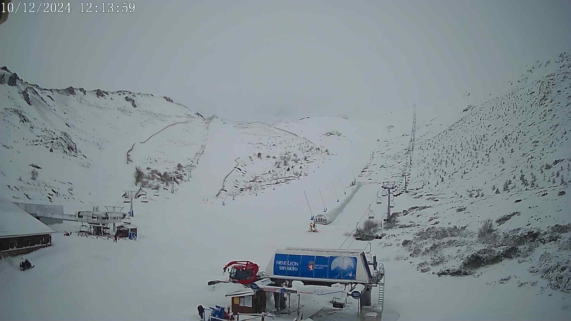 Situación de la estación de San Isidro en la mañana de este martes. | NIEVE LEÓN SAN ISIDRO