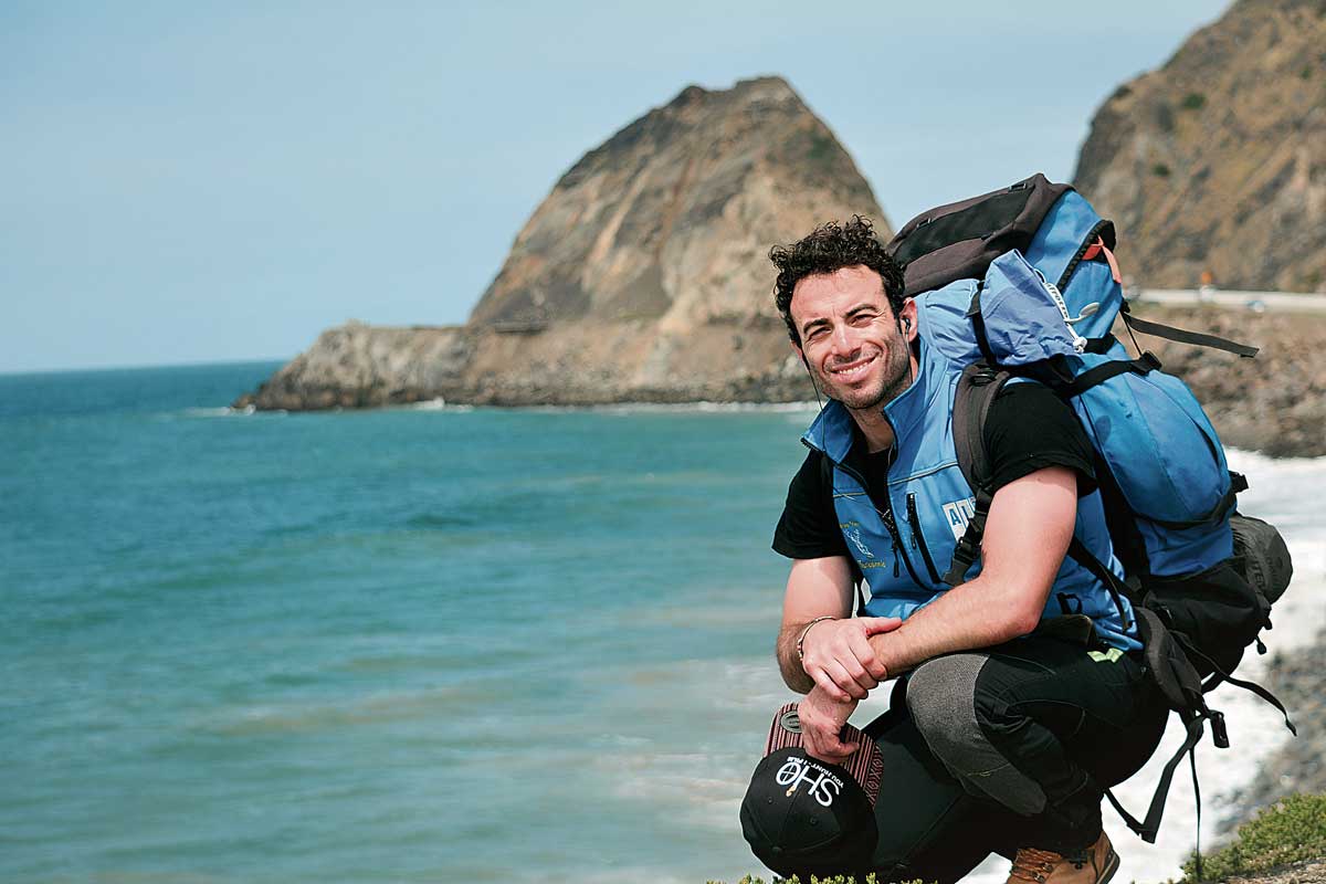 David Flecha con su mochila, que suele ser su único equipaje cuando se echa a la carretera; "es la forma de viajar que más me gusta". | ARCHIVO DAVID FLECHA